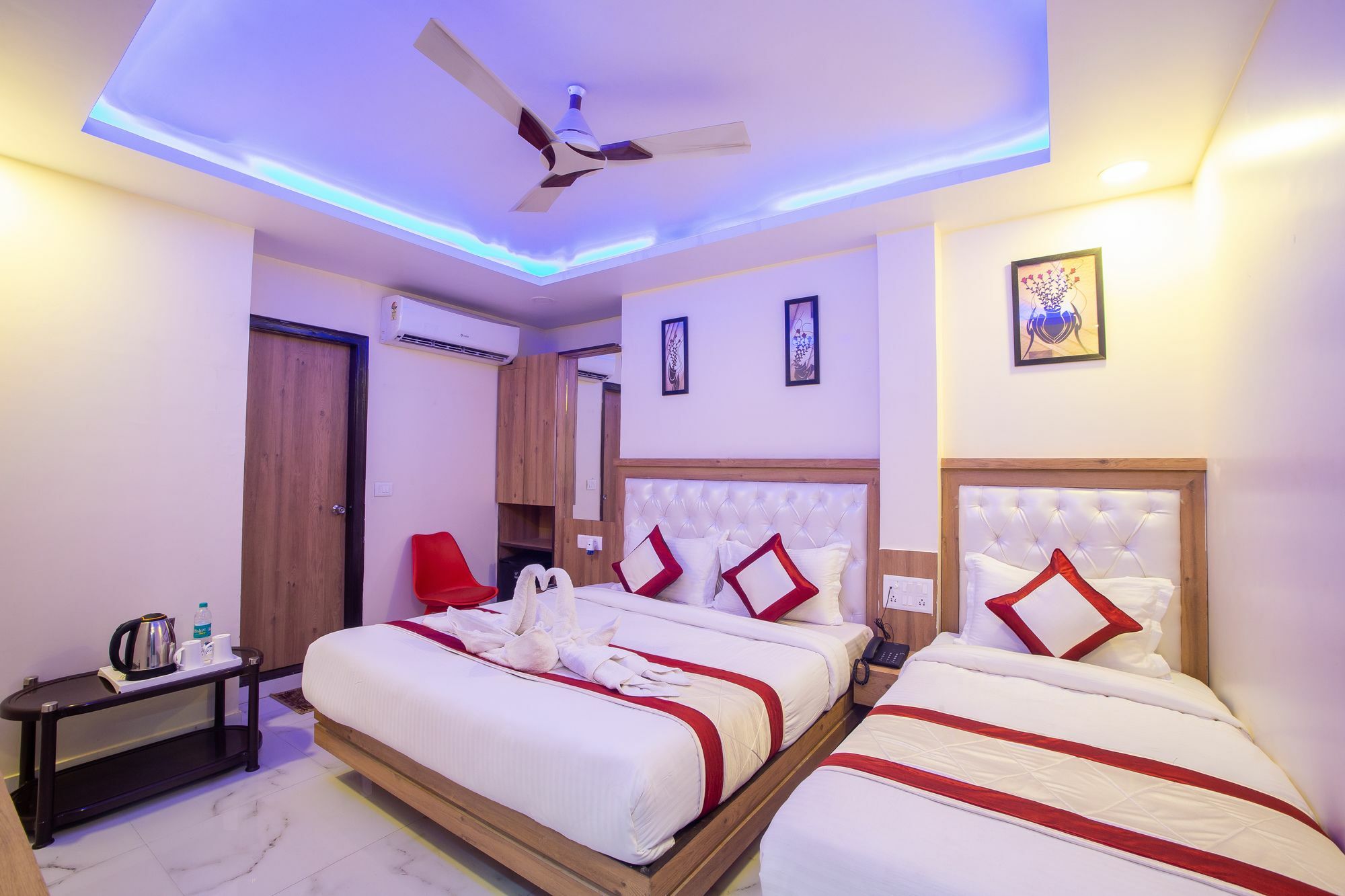 Hotel Sarthak Palace - By Pooja Hospitality Nueva Delhi Exterior foto