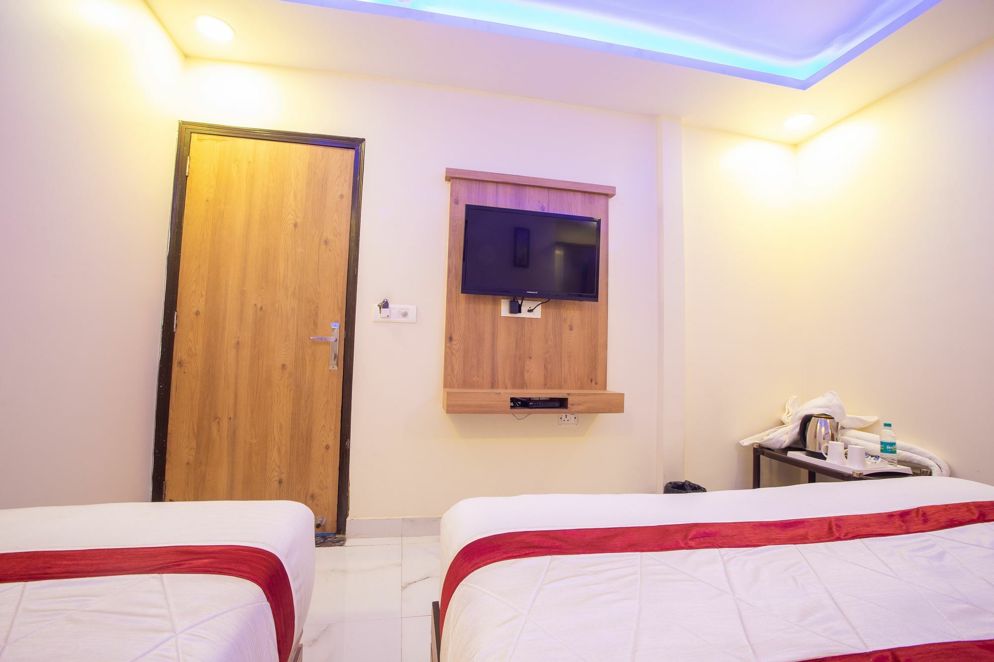 Hotel Sarthak Palace - By Pooja Hospitality Nueva Delhi Exterior foto