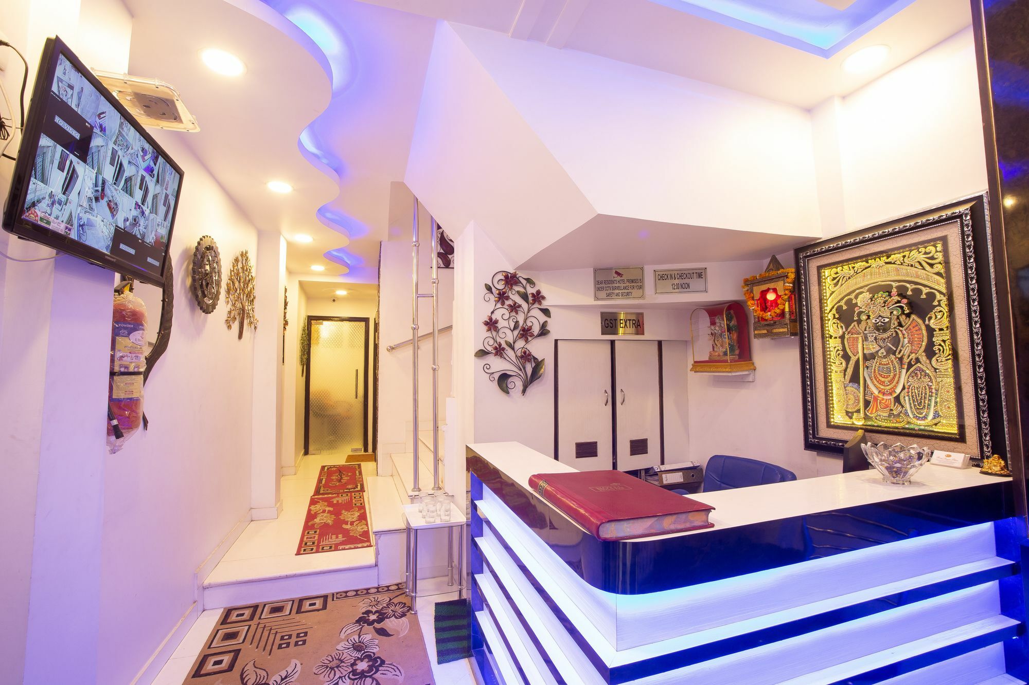 Hotel Sarthak Palace - By Pooja Hospitality Nueva Delhi Exterior foto