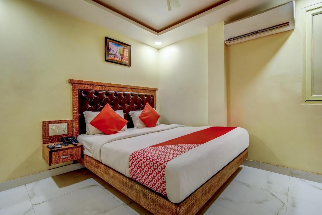 Hotel Sarthak Palace - By Pooja Hospitality Nueva Delhi Exterior foto