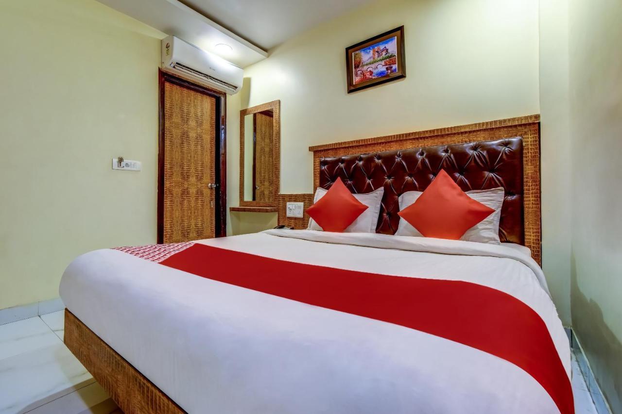 Hotel Sarthak Palace - By Pooja Hospitality Nueva Delhi Exterior foto