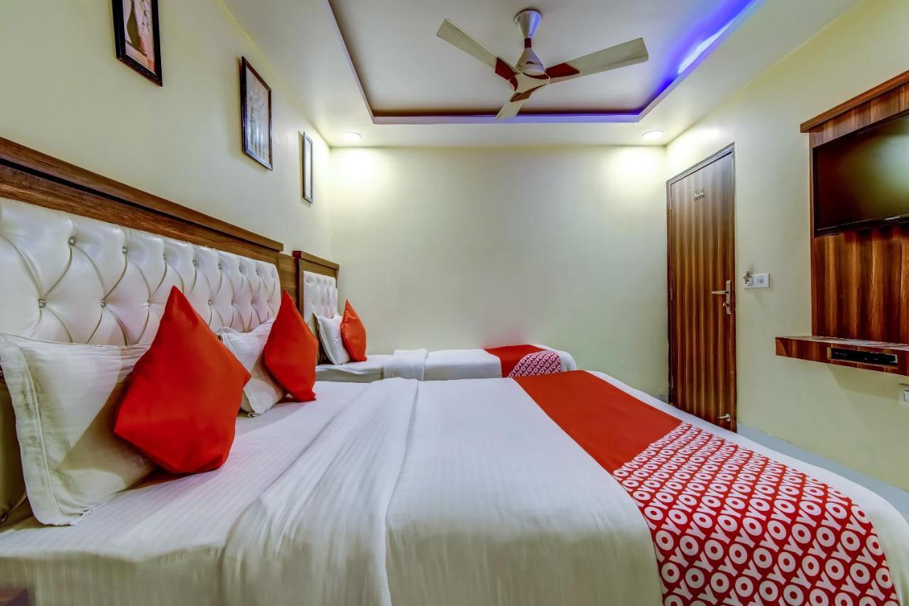 Hotel Sarthak Palace - By Pooja Hospitality Nueva Delhi Exterior foto